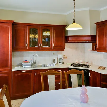 Apartman Haustierfreundliches Nur 250 Meter Zum Mit Waschmaschine, Grill, Wifi