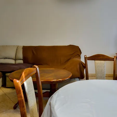 Apartman Haustierfreundliches Nur 250 Meter Zum Mit Waschmaschine, Grill, Wifi *