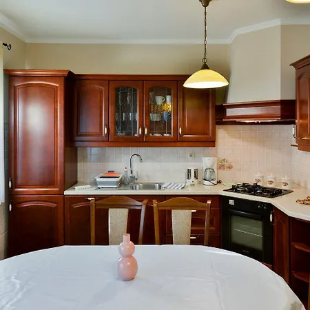 Haustierfreundliches Nur 250 Meter Zum Mit Waschmaschine, Grill, Wifi *